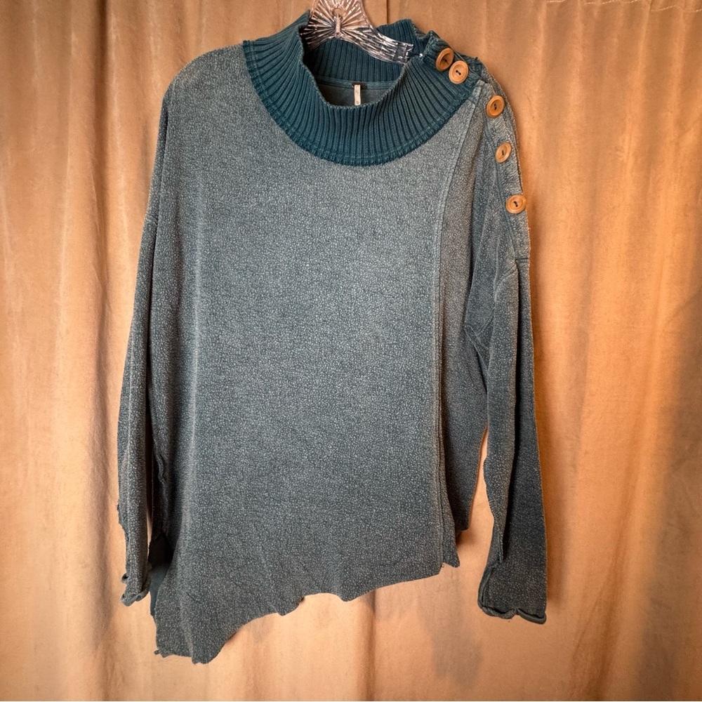 Free People Eyes Wide Open Pullover Asymmetrical‎ Distressed Sweatshirt XS